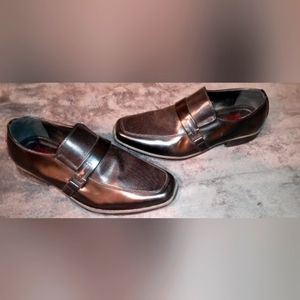 Men's dress shoes